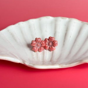 Cherry - kolczyki sztyfty z porcelany w kształcie kwiatu