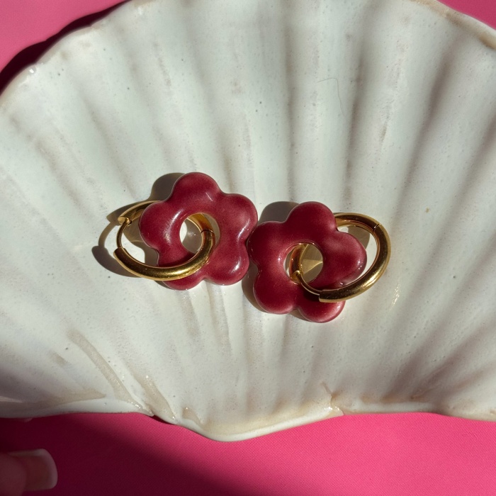 Bordo - kolczyki wiszące z porcelany w kształcie kwiatu