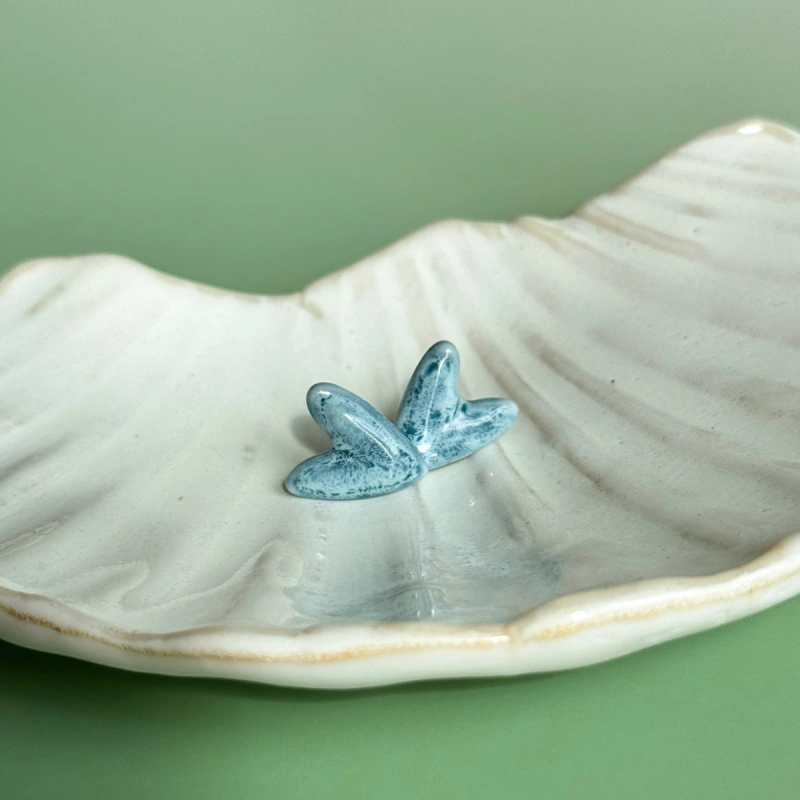 Sea water - kolczyki sztyfty z porcelany w kształcie serca - Porcelka serce