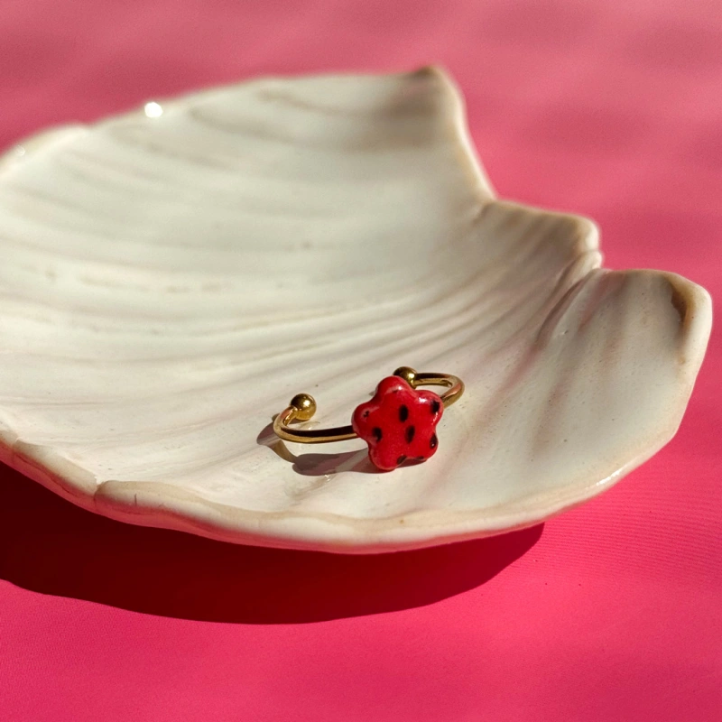Truskawka - pierścionek porcelanowy - Porcelka micro bloom